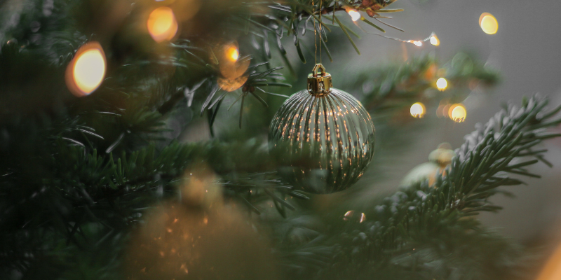 5 ways to make your home feel like Christmas (for free!)