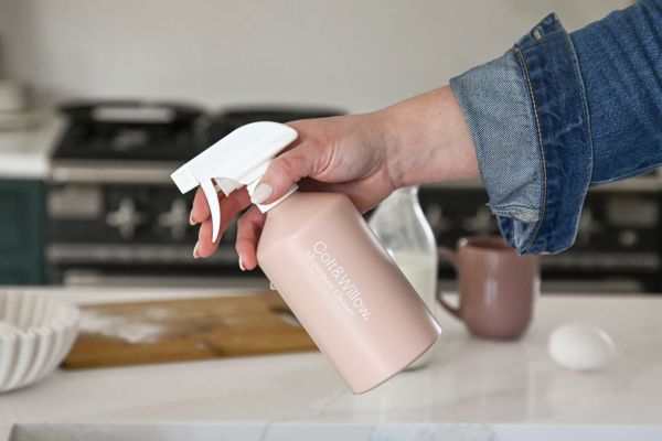 Refillable aluminium cleaning bottle by Colt & Willow.